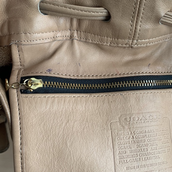 COACH | Vintage Drawstring Bucket Bag - Leather - Picture 16 of 16